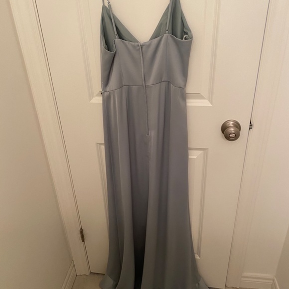 David's Bridal Dusty Sage size 6 - Picture 2 of 6